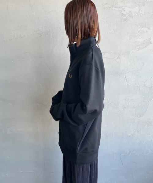 FRED PERRY/フレッドペリー] ワンポイントロゴ刺繍 ハーフジップ