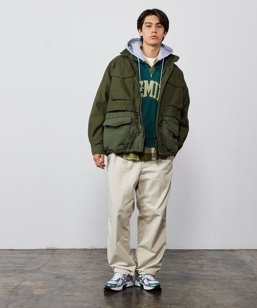 BEAMS（ビームス）の「リラックスフィット ベーシック ツイル イージーパンツ（その他パンツ・メンズ・アイボリー/ブラック/セージグリーン・S/M/L/XL）」の4枚目の写真