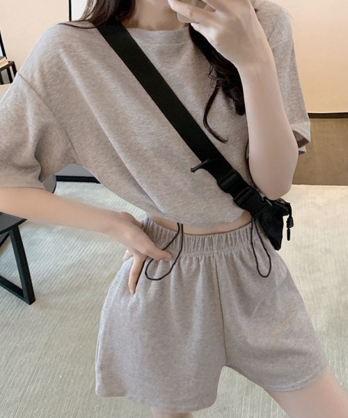 PG 2点セット　トップス＋ショートパンツ Girly Doll セットアップ セットアップ Tシャツ＆ショートパンツ