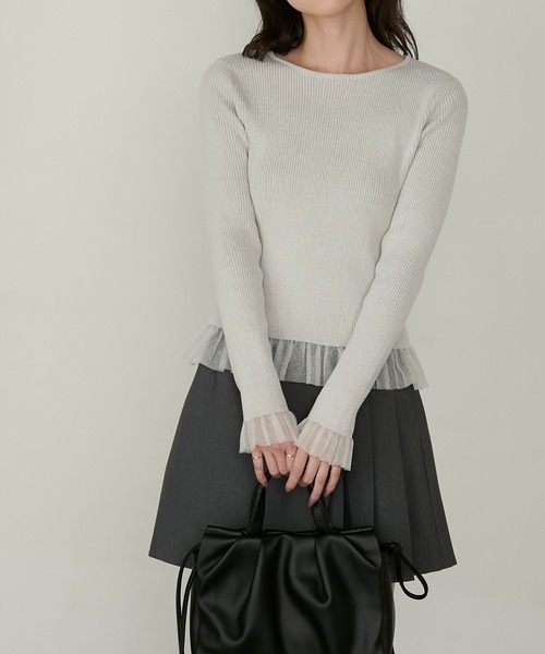 Cherir Mignon（シェリルミニョン）の「【Cherir Mignon】シアーフリルラメリブニットプルオーバー（ニット/セーター・レディース・チャコールグレー/アイボリー/ブラウン・FREE）」の8枚目の写真