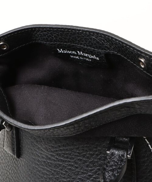 Maison Margiela（メゾンマルジェラ）の「Maison Margiela 5AC CLASSIQUE MICRO（ショルダーバッグ・レディース・ブラック・FREE）」の5枚目の写真