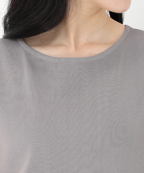 STRAWBERRY-FIELDS（ストロベリーフィールズ）の「シェリルストレッチ_ミドル丈総針ニット（ニット/セーター・レディース・レッド/グレー/ブラック/モーブ系・2）」の9枚目の写真