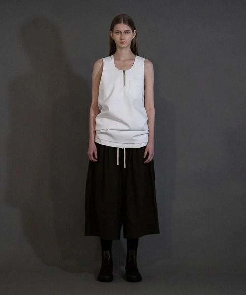 my beautiful landlet（マイビューティフルランドレット）の「【my beautiful landlet】 PONTE KNIT WIDE SHORT PANTS（その他パンツ・メンズ・カーキ/グレー/ブラック/ホワイト・1/0）」の7枚目の写真