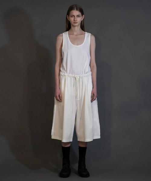 my beautiful landlet（マイビューティフルランドレット）の「【my beautiful landlet】 PONTE KNIT WIDE SHORT PANTS（その他パンツ・メンズ・カーキ/グレー/ブラック/ホワイト・1/0）」の12枚目の写真