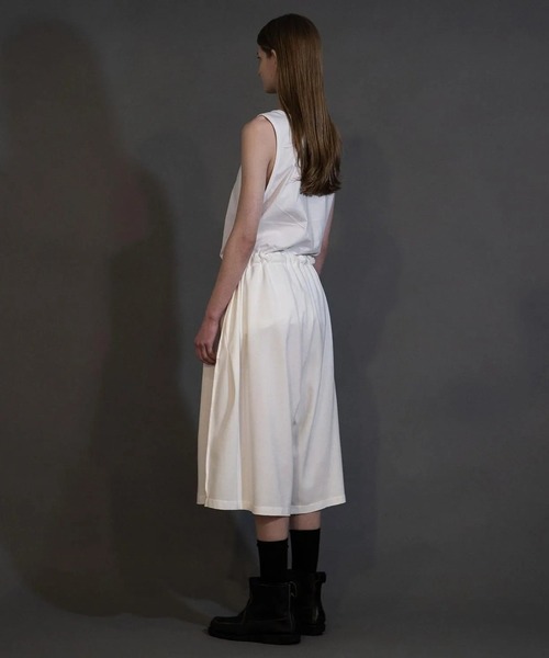 my beautiful landlet（マイビューティフルランドレット）の「【my beautiful landlet】 PONTE KNIT WIDE SHORT PANTS（その他パンツ・メンズ・カーキ/グレー/ブラック/ホワイト・1/0）」の14枚目の写真