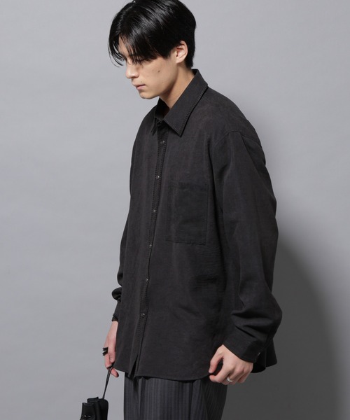 NANO universe（ナノユニバース）の「エンブロイダリーフェイクスウェードシャツ（シャツ/ブラウス・メンズ・ブラック/ブラウン・M/L）」の11枚目の写真