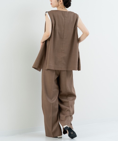 refinedworks(リファインドワークス)の「【refinedworks】きちんと感たっぷりな Vネックベスト(ベスト・レディース・ブラウン/チャコールグレー・FREE)」の20枚目の写真
