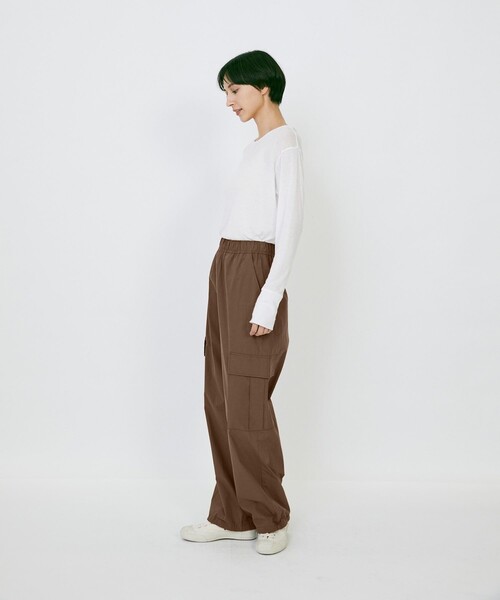LOISIR(ロワズィール)の「【MTサイズ有り】コットンポプリンパラシュートパンツ(その他パンツ・レディース・ブラウン/ベージュ・MT/M)」の17枚目の写真