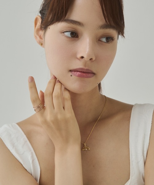 ciite' surgical stainless(シーテサージカルステンレス)の「【 金属アレルギー対応 】ツイストニュアンスリング サージカルステンレス(リング・レディース・ピンクゴールド/ゴールド/シルバー・15号/13号/11号)」の16枚目の写真