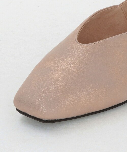 green label relaxing（グリーンレーベルリラクシング）の「スクエア 2WAY フラットシューズ（その他シューズ・レディース・ホワイト/ブラック/ゴールド/ダークブラウン・22.5cm/23cm/23.5cm/24cm/24.5cm/25cm/25.5cm）」の19枚目の写真