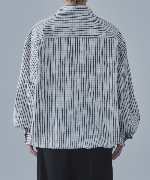 SLICK（スリック）の「【SLICK/スリック】Stripe Tuck Jaquard Drawstring Regular Shirt/タックジャガードストライプドロストレギュラーカラーリラックスシャツ / クラシック（シャツ/ブラウス・メンズ・ホワイト/ブラック/ネイビー・3/2/1）」の7枚目の写真