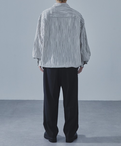 SLICK（スリック）の「【SLICK/スリック】Stripe Tuck Jaquard Drawstring Regular Shirt/タックジャガードストライプドロストレギュラーカラーリラックスシャツ / クラシック（シャツ/ブラウス・メンズ・ホワイト/ブラック/ネイビー・3/2/1）」の11枚目の写真