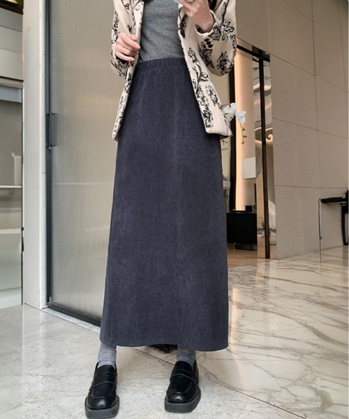 kirakiraShop(キラキラショップ)の「裏起毛 コーデュロイ タイトスカート(スカート・レディース・ブラウン/チャコール/ベージュ/ブラック・S/M)」の3枚目の写真