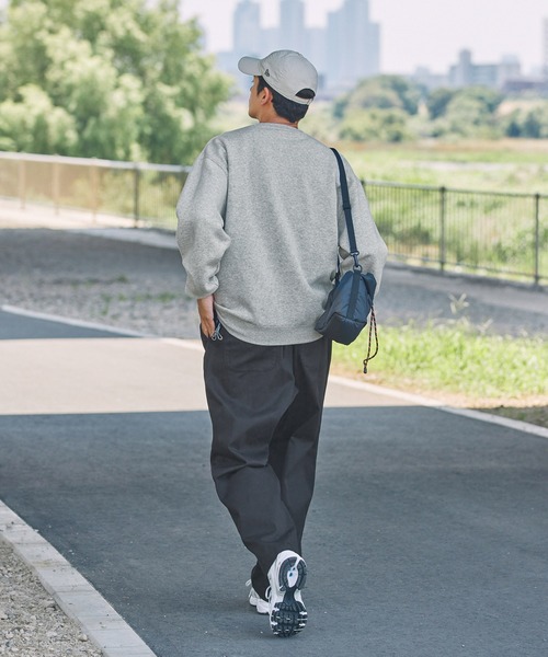 KELTY（ケルティ）の「KELTY/ケルティ 別注 ダブルロゴ刺繍 ビッグシルエット裏起毛スウェット（スウェット・レディース・グレー/ネイビー/スミクロ/アイボリー/ブラック/グレイッシュベージュ/オリーブ・L/M）」の20枚目の写真