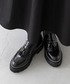 menue（メヌエ）の「スタッズ トラックソール 厚底ローファー（ローファー・24.0cm）」