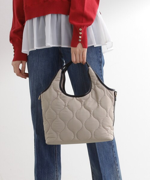 grove（グローブ）の「【撥水】キルトクリテ2WAYトート（トートバッグ・レディース・ブラック/ナチュラル/キャメル・00）」の3枚目の写真