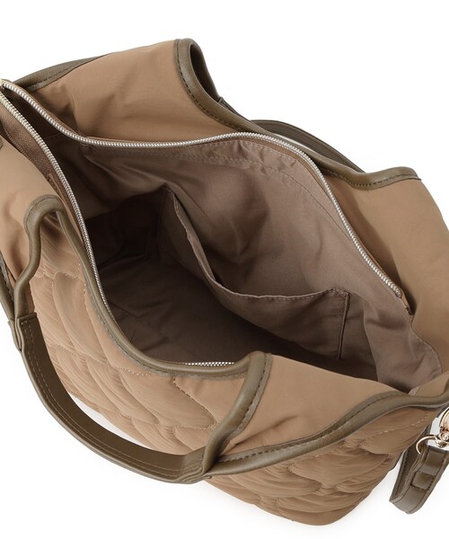 grove（グローブ）の「【撥水】キルトクリテ2WAYトート（トートバッグ・レディース・ブラック/ナチュラル/キャメル・00）」の21枚目の写真