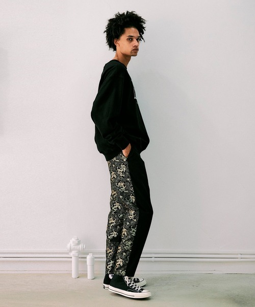 NOISE MAKER（ノイズメーカー）の「NMMNオーバーサイズスウェット（スウェット・メンズ・グレー/ブラック・XL/L/M）」の6枚目の写真