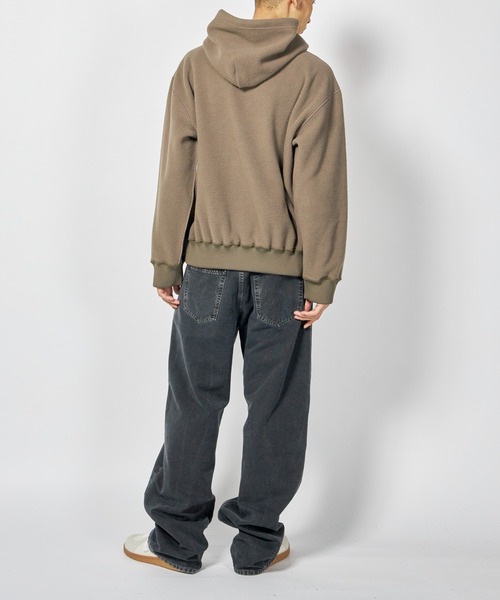 MM6 Maison Margiela(エムエムシックス メゾン マルジェラ)の「MM6 SWEATSHIRT(スウェット・メンズ・ライトブラウン・SMALL/MEDIUM/LARGE)」の4枚目の写真