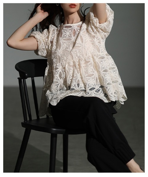 Sawa a la mode（サワアラモード）の「総レースパフスリーブペプラムブラウス（シャツ/ブラウス・レディース・オフホワイト・FREE）」の8枚目の写真