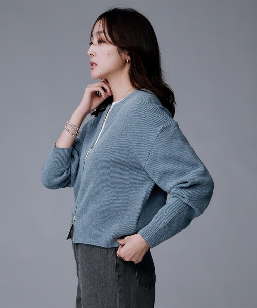 UNTITLED（アンタイトル）の「【ゆったりサイズ／着丈短め】ジップニットカーディガン（カーディガン/ボレロ・レディース・ライトブルー/ブラウン系その他/ブラック/ライトグレー/ライトグレー系5・48/44/04/02/00）」の15枚目の写真