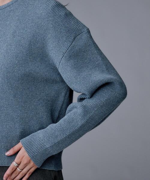 UNTITLED（アンタイトル）の「【ゆったりサイズ／着丈短め】ジップニットカーディガン（カーディガン/ボレロ・レディース・ライトブルー/ブラウン系その他/ブラック/ライトグレー/ライトグレー系5・48/44/04/02/00）」の8枚目の写真