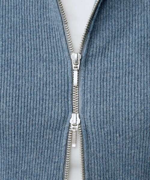 UNTITLED（アンタイトル）の「【ゆったりサイズ／着丈短め】ジップニットカーディガン（カーディガン/ボレロ・レディース・ライトブルー/ブラウン系その他/ブラック/ライトグレー/ライトグレー系5・48/44/04/02/00）」の6枚目の写真