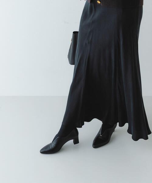 URBAN RESEARCH(アーバンリサーチ)の「プチメタルスリットパンプス(パンプス・レディース・ブラック/アイボリー・38/36/37)」の7枚目の写真