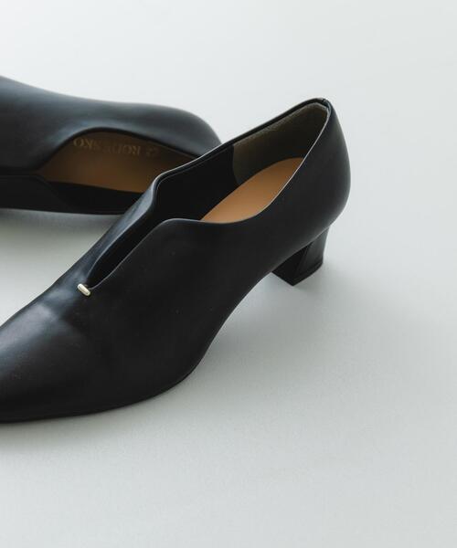 URBAN RESEARCH(アーバンリサーチ)の「プチメタルスリットパンプス(パンプス・レディース・ブラック/アイボリー・38/36/37)」の13枚目の写真