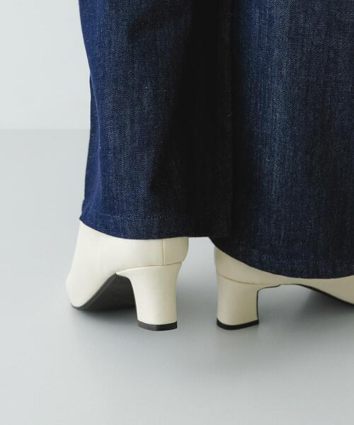 URBAN RESEARCH(アーバンリサーチ)の「プチメタルスリットパンプス(パンプス・レディース・ブラック/アイボリー・38/36/37)」の21枚目の写真