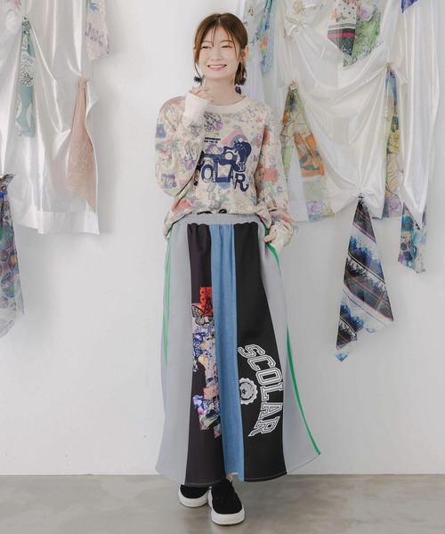 ScoLar(スカラー)の「ScoLar(スカラー) 花と音楽のスウェットプルオーバー(スウェット・レディース・グレー/オートミール・MEDIUM)」の16枚目の写真