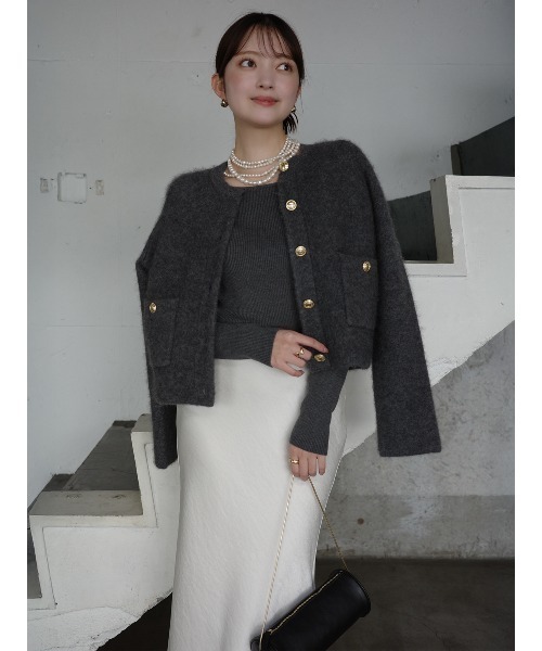 anuans(アニュアンス)の「シルクカシミアブレンドボートネックニット(ニット/セーター・レディース・グレー/アイボリー/ブラック/キャメル/バーガンディー・FREE)」の20枚目の写真