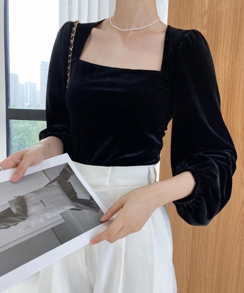 semplice(センプリチェ)の「スクエアネックバルーンスリーブトップス(Tシャツ/カットソー・レディース・ブラック・M/L)」の5枚目の写真