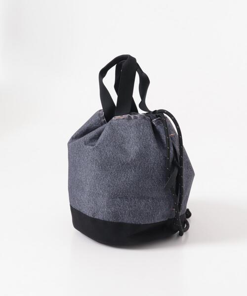 URBAN RESEARCH Sonny Label(アーバンリサーチサニーレーベル)の「NEEDBY heritage×GREGORY CINCH BAG M(ショルダーバッグ・レディース・グレー・FREE)」の4枚目の写真
