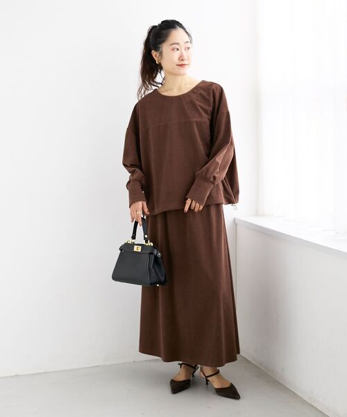 le.coeur blanc（ルクールブラン）の「カットコーデュロイ2WAYプル×スカートセット（ワンピース・レディース・ブラウン/チャコールグレー・38）」の2枚目の写真