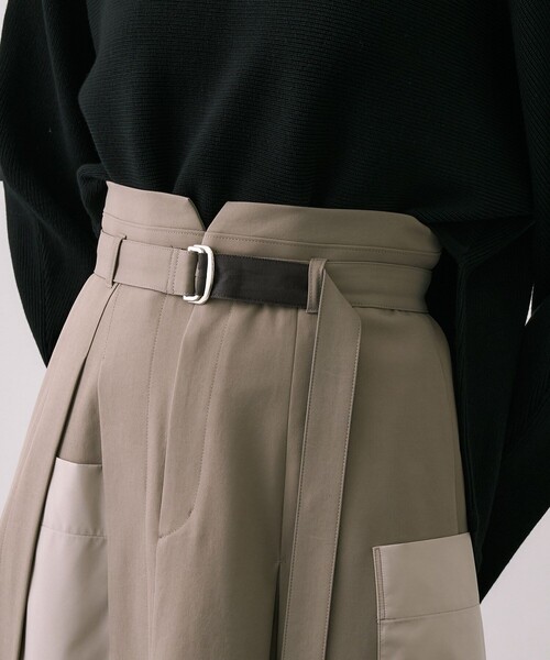 残りわずか！】アシメインバーテッドプリーツスカート｜オフィス