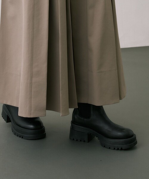 残りわずか！】アシメインバーテッドプリーツスカート｜オフィス