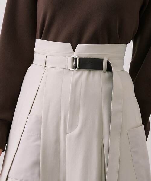 残りわずか！】アシメインバーテッドプリーツスカート｜オフィス