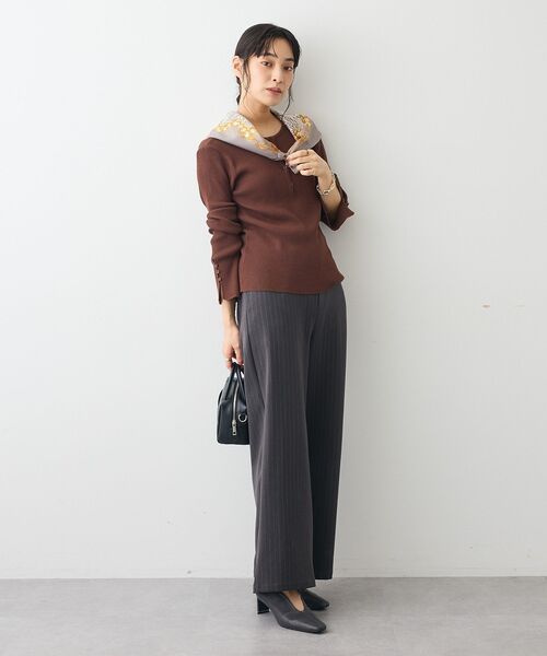 CRAFT STANDARD BOUTIQUE(クラフトスタンダードブティック)の「ヘンリーネック袖フレアプルオーバー(ニット/セーター・レディース・ブラウン/オフホワイト/パープル/グレー・FREE)」の8枚目の写真