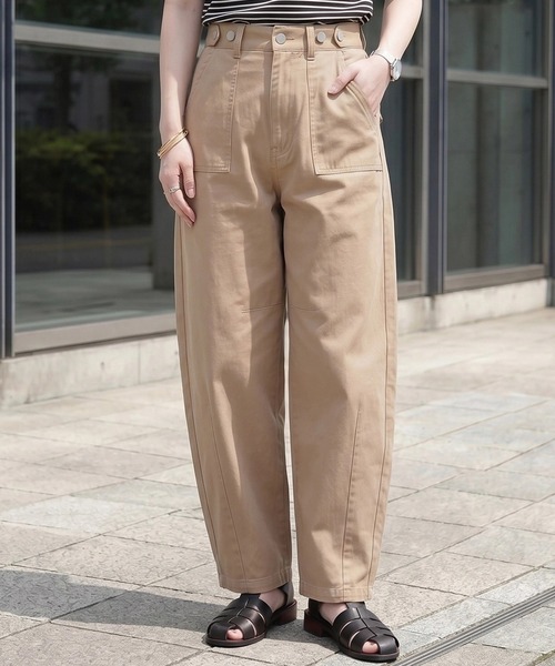 SELECT LEVERY(セレクトリベリー)の「ウエストボタンベイカーパンツ(その他パンツ・レディース・ホワイト/ベージュ/カーキ/ブラック・SMALL/MEDIUM/LARGE/X-LARGE)」の18枚目の写真