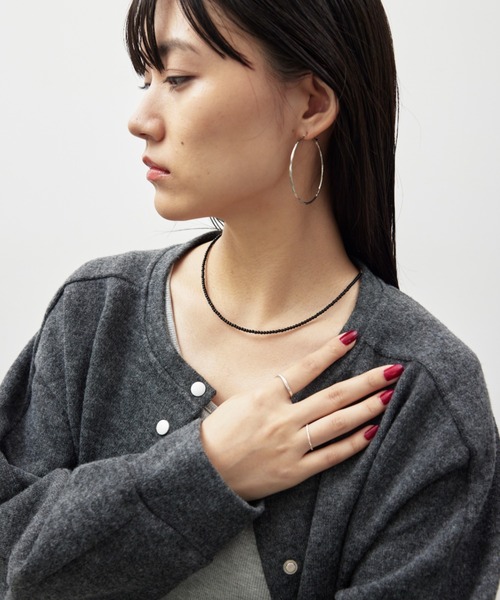 HANNE(アン)の「ミニマルビーズネックレス(ネックレス・レディース・ブラック/シルバー・FREE)」の8枚目の写真