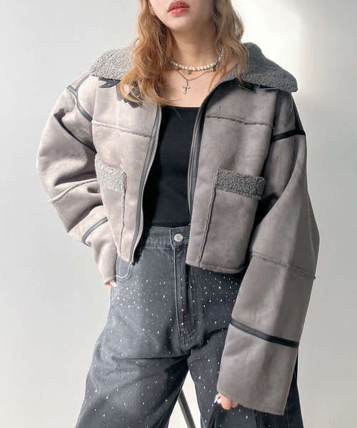 AS KNOW AS plus（アズノゥアズプラス）の「♪フェイクムートン ショート丈ジャケット（その他アウター・レディース・ブラウン/チャコールグレー/アイボリー・FREE）」の2枚目の写真