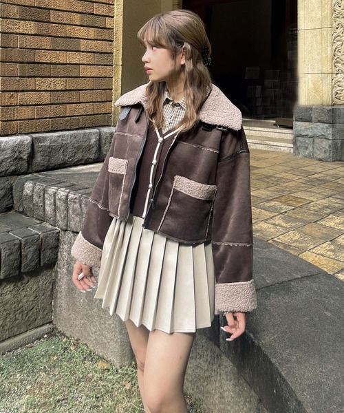 AS KNOW AS plus（アズノゥアズプラス）の「♪フェイクムートン ショート丈ジャケット（その他アウター・レディース・ブラウン/チャコールグレー/アイボリー・FREE）」の15枚目の写真