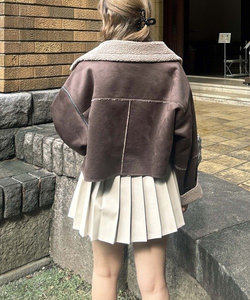 AS KNOW AS plus（アズノゥアズプラス）の「♪フェイクムートン ショート丈ジャケット（その他アウター・レディース・ブラウン/チャコールグレー/アイボリー・FREE）」の20枚目の写真