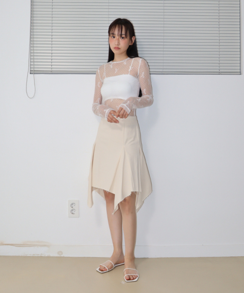 RONRON(ロンロン)の「RAW CUT FRILL SKIRT IVORY(スカート・レディース・その他・SMALL/MEDIUM)」の5枚目の写真