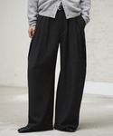 WYM LIDNM（ウィム バイ リドム）の「CROSS TUCK ARCH TWEED BAGGY SLACKS（スラックス・L）」