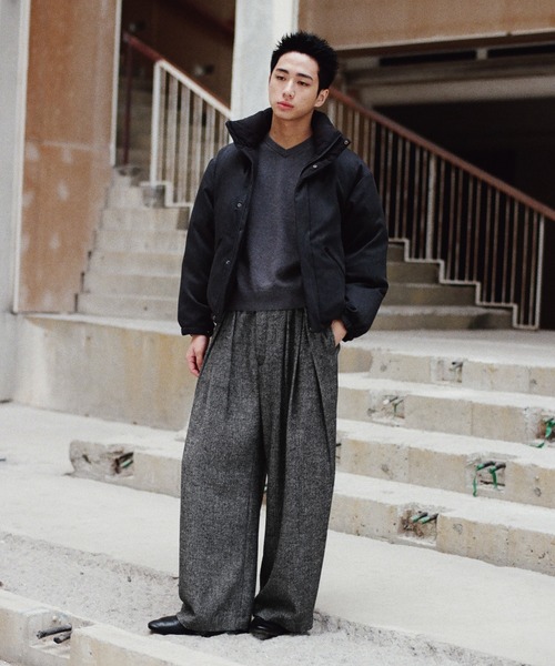 CROSS TUCK ARCH TWEED BAGGY SLACKS（スラックス）｜WYM LIDNM