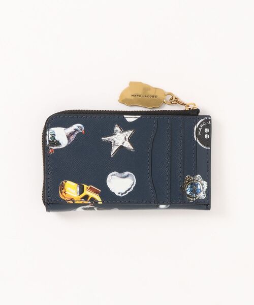 MARC JACOBS(マークジェイコブス)の「TRINKET PRINTED UTILITY SNAPSHOT TOP ZIP MULTI WALLET/ザ トリンケット ユーティリティ スナップショット トップジップ マルチ ウォレット(財布・レディース・ネイビー・ONE SIZE)」の4枚目の写真