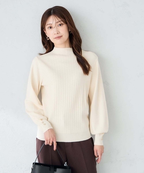 a.v.v(アーヴェヴェ)の「プチハイネック針抜きニット【新色追加】(ニット/セーター・レディース・ライラック/アイボリー/ブラウン/ネイビー/ダークインディゴブルー/ライトピンク・36/38/40)」の10枚目の写真