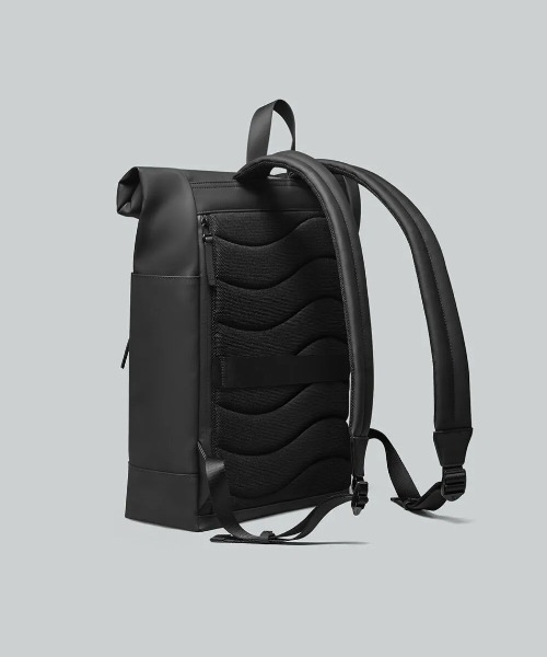 GASTON LUGA(ガストンルーガ)の「GASTON LUGA/ガストンルーガ/Splash Rolltop 13/14"(バックパック/リュック・メンズ・グレー/ブルー/ブラック・F)」の4枚目の写真
